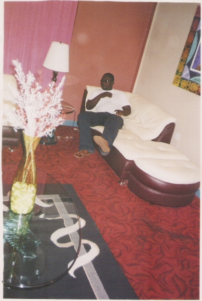  - click for next photo