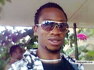 Thats me - click for next photo