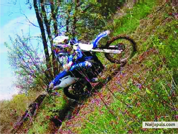 offroad adv - click for next photo