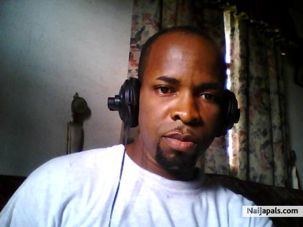music on while you work - click for next photo