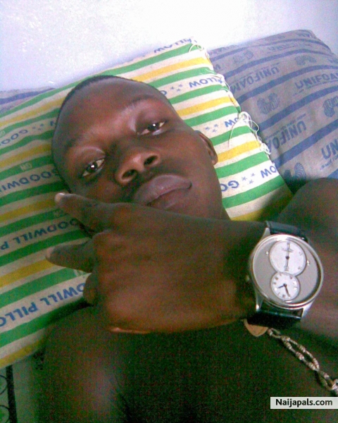  - click for next photo
