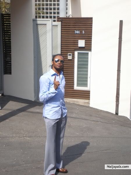  - click for next photo