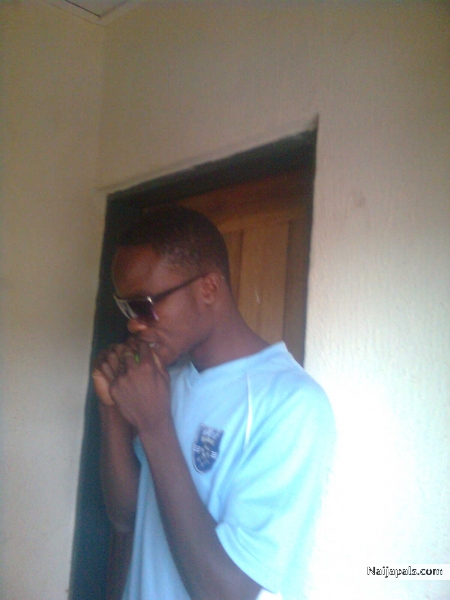 dats me!!!!!!!!!!!! - click for next photo