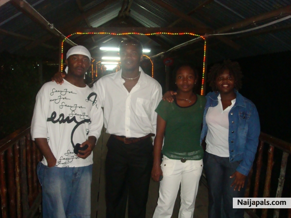 me,ma younger bro nd ma two kid siaters - click for next photo
