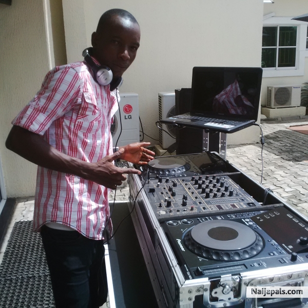 DJ CUZY - click for next photo