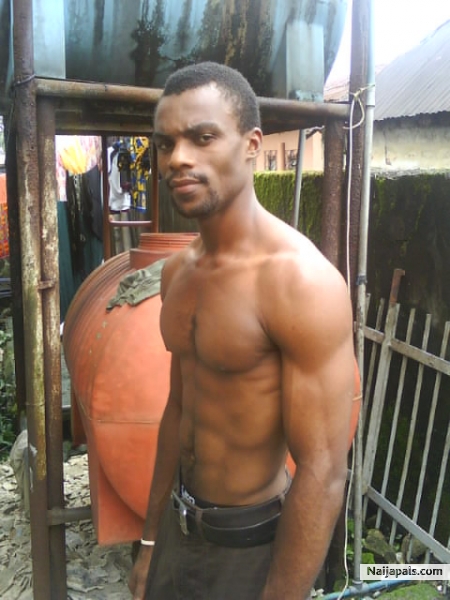  - click for next photo