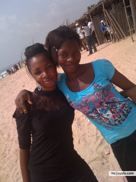 swt moi nd sis - click for next photo