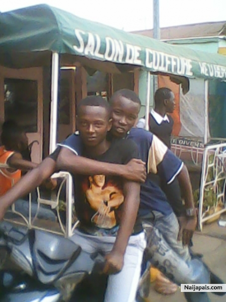  - click for next photo