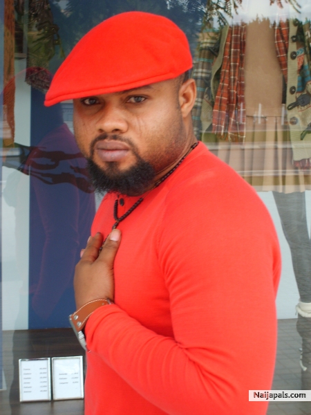  - click for next photo