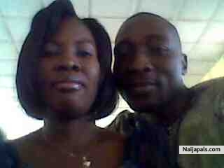The King & Queen in the mood of celebration. - click for next photo