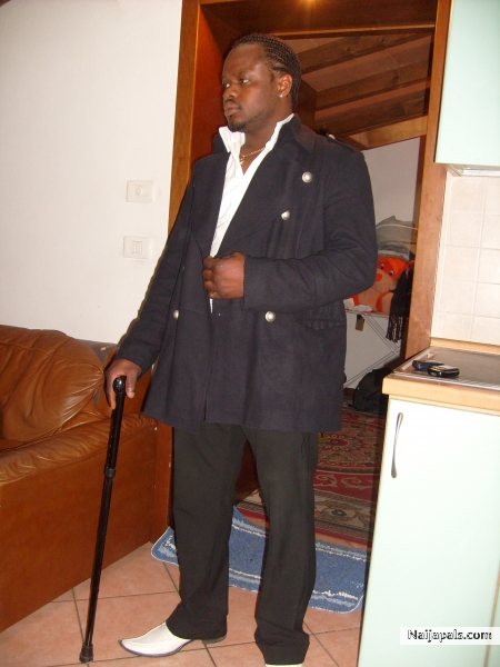  - click for next photo