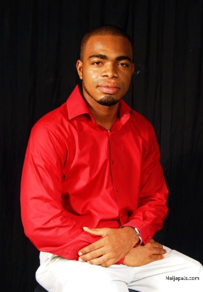  - click for next photo