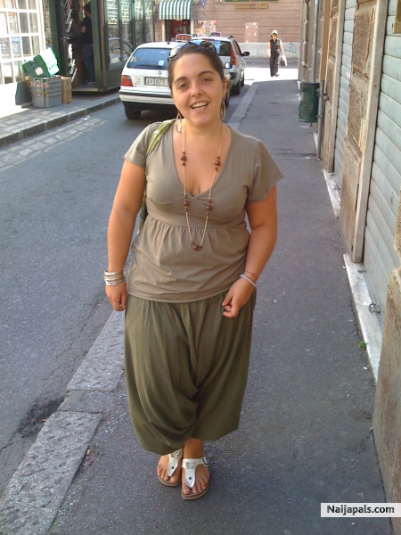  - click for next photo