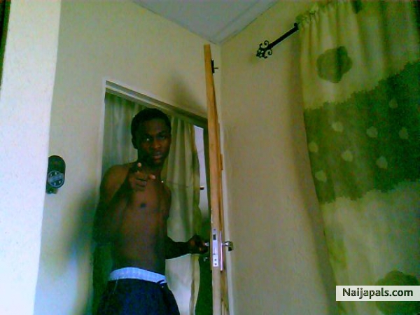 chexx - click for next photo