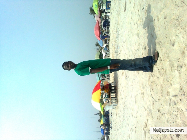  - click for next photo