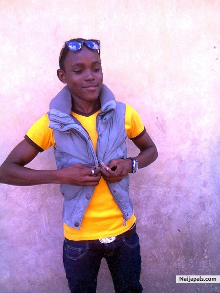 DAT' S D REAL ME - click for next photo