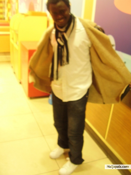  - click for next photo