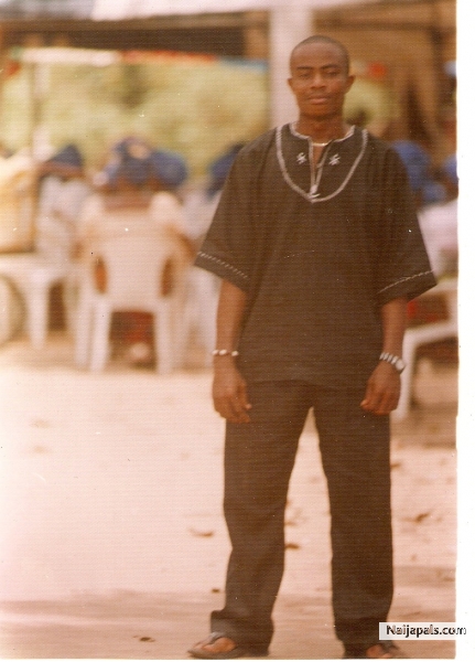  - click for next photo