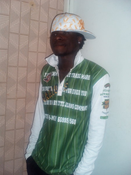  - click for next photo
