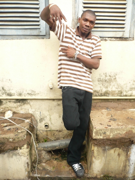 Wat Ya Say? - click for next photo