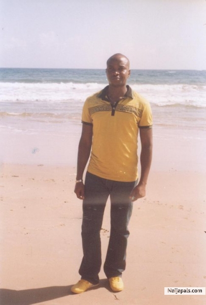  - click for next photo
