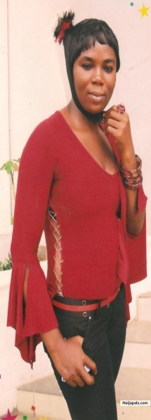 MISS BEST DE HAIR MAGICIAN/STYLIST - click for next photo