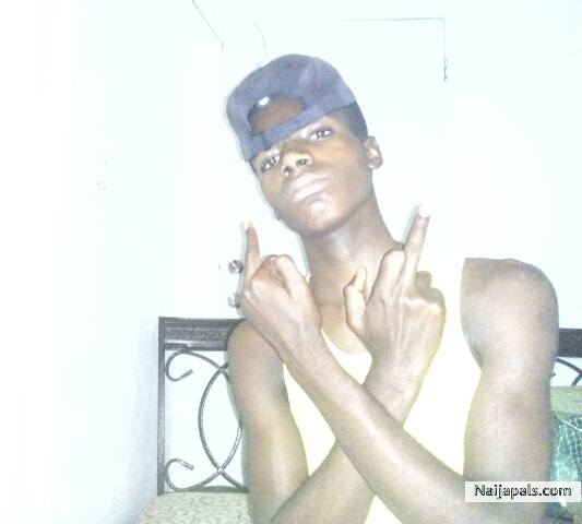 Chevaune Reid - click for next photo