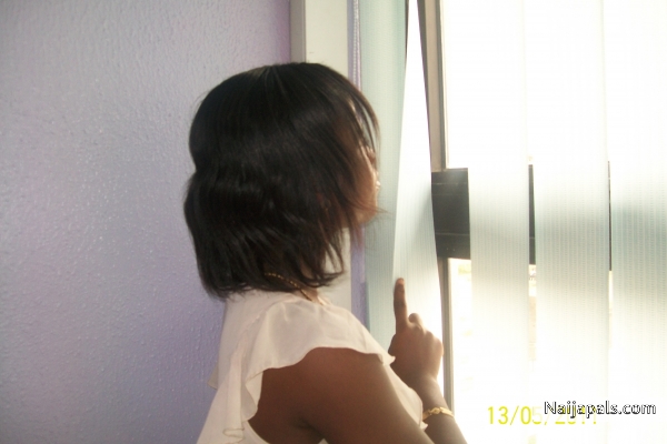 Justme - click for next photo