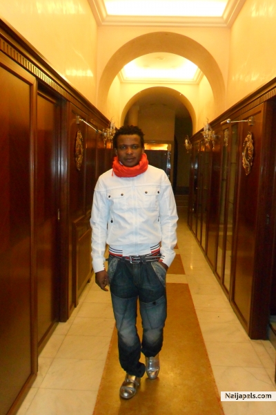  - click for next photo