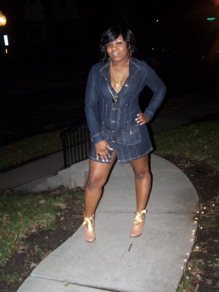  - click for next photo