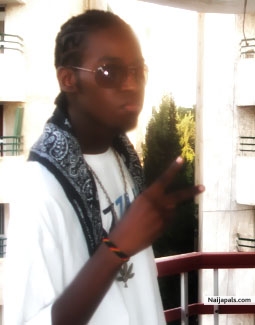  - click for next photo