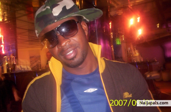  - click for next photo