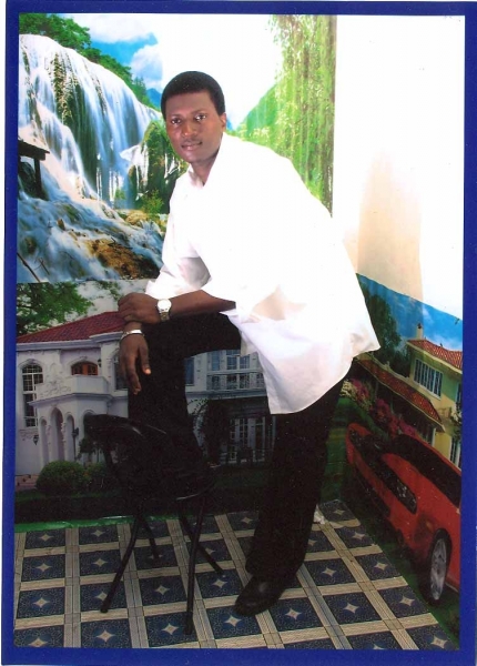  - click for next photo