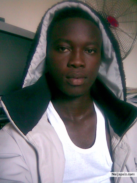 HANDSOME G - click for next photo