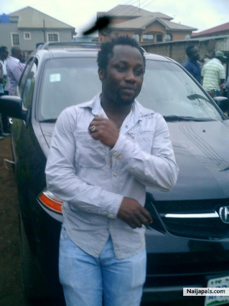  - click for next photo