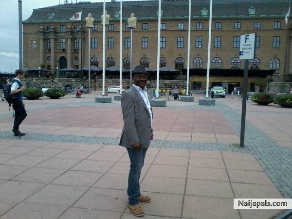 me - click for next photo
