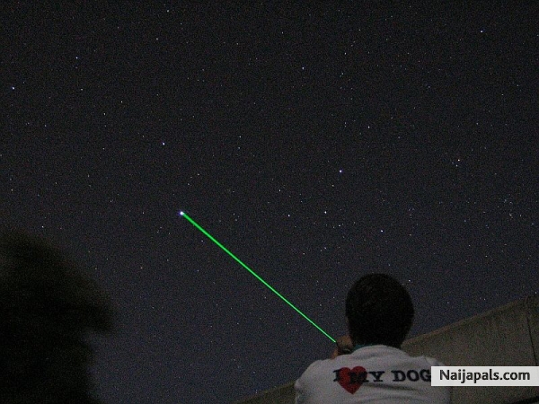 Puntero laser 100mW - click for next photo