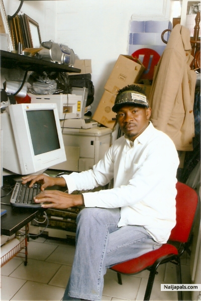  - click for next photo