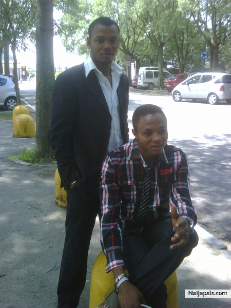  - click for next photo