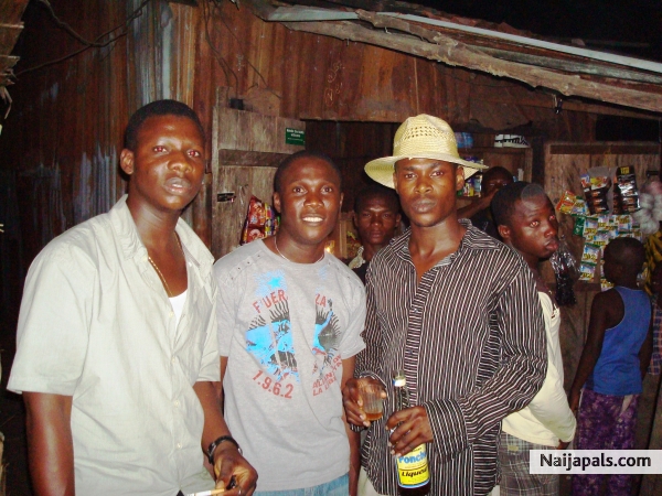 Niger Delta life (na waa o) c me c kaikai - click for next photo