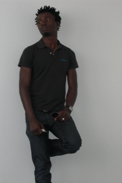  - click for next photo