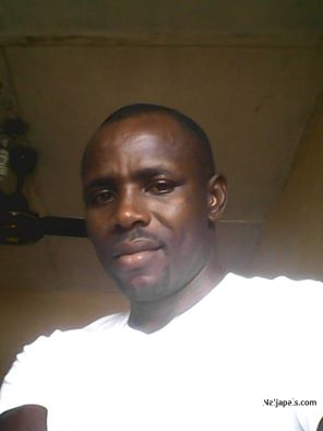  - click for next photo