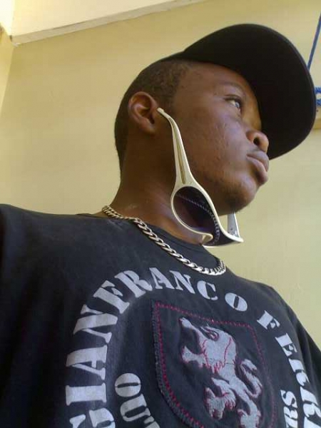  - click for next photo