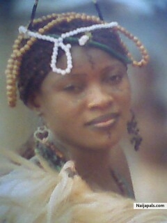  - click for next photo