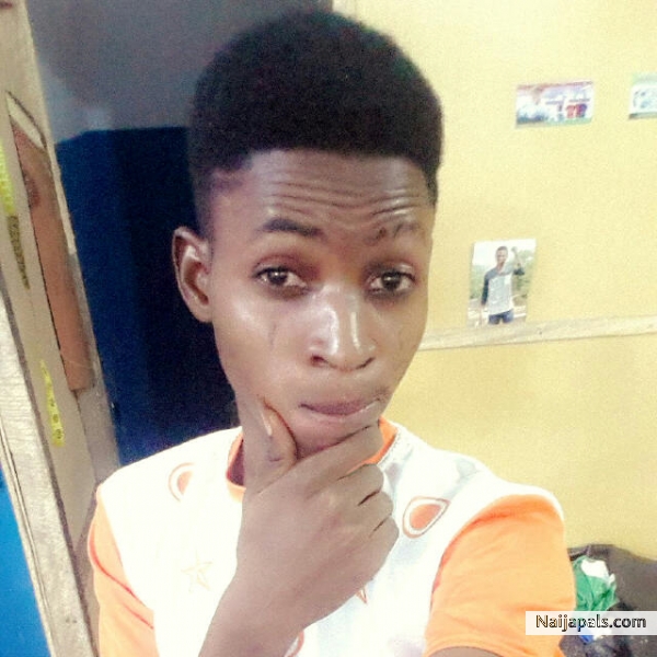 Little BadOO Nla - click for next photo