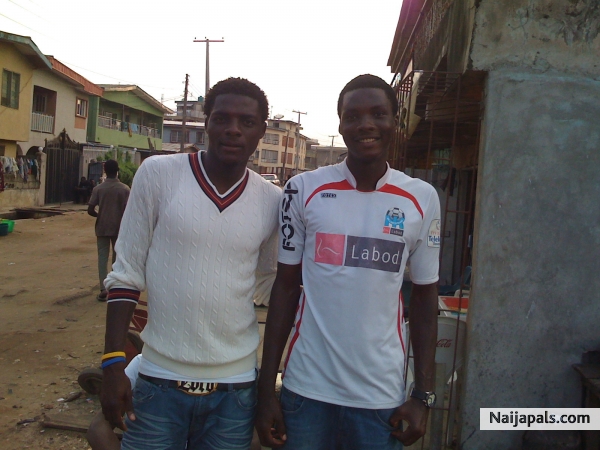 Mi n my kid bruv Uzor... - click for next photo