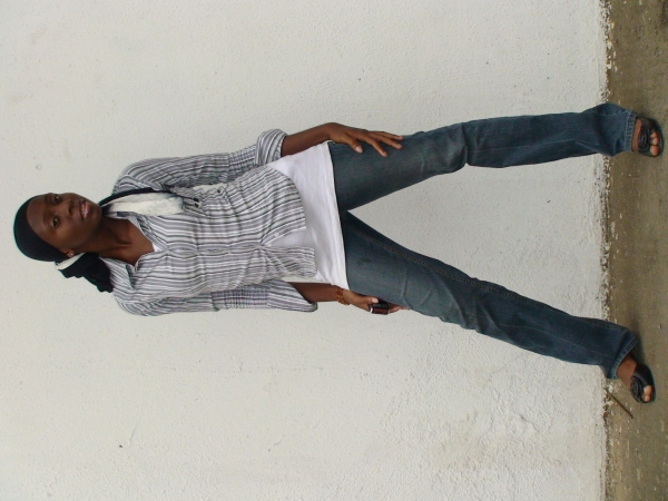  - click for next photo