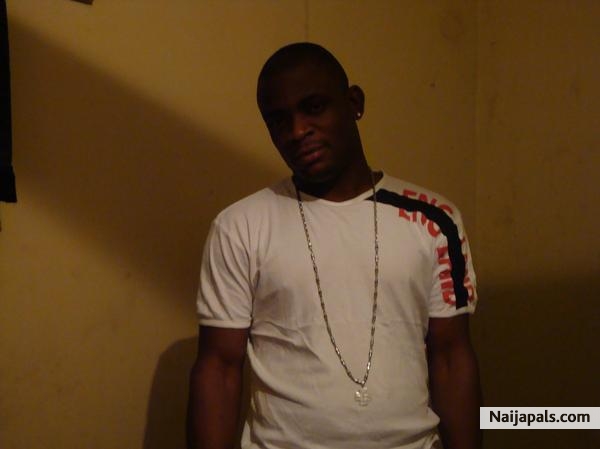 NEEDS A SOUL MATE... - click for next photo