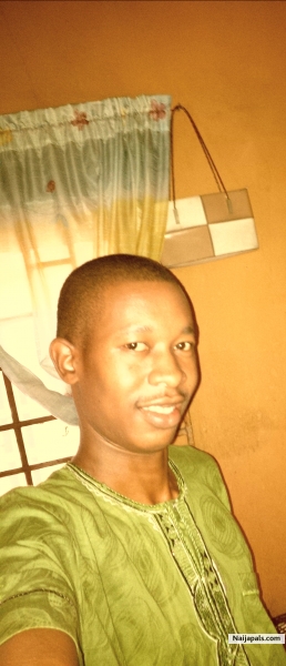 Dats me, jst tryin tu b simple - click for next photo
