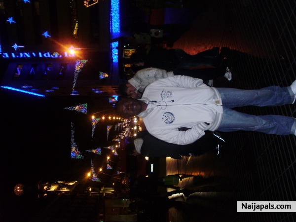 Lol in Feria - click for next photo